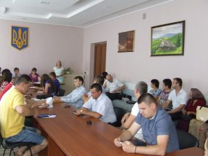 foto Maksymovych 2 300x225 - ПРО ЛЕГАЛІЗАЦІЮ ТРУДОВИХ ВІДНОСИН ГОВОРИЛИ В БАРАНИНСЬКІЙ ОБ’ЄДНАНІЙ ТЕРИТОРІАЛЬНІЙ ГРОМАДІ