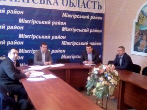 IMG 20190314 100021 7 300x225 - ПИТАННЯ ПОГАШЕННЯ ЗАБОРГОВАНОСТІ ЗІ СПЛАТИ ЄСВ НА ОСОБЛИВОМУ РАХУНКУ В МІЖГІРСЬКИХ ПЕНСІЙНИКІВ