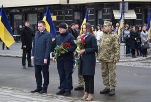 foto Dius 300x204 - ПРЕЗИДЕНТ УКРАЇНИ: «УКРАЇНА БУЛА, УКРАЇНА Є . УКРАЇНА БУДЕ»