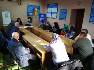 foto Hust 300x225 - ХУСТСЬКИМ БЕЗРОБІТНИМ РОЗПОВІДАЛИ ПРО ПЕНСІЙНЕ ЗАБЕЗПЕЧЕННЯ