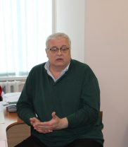 IMG 3694 182x208 - Фахівці Головного управління виступили на семінарі-навчанні голів обласних організацій профспілок Закарпаття