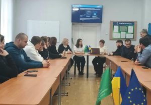 20250306 110404 300x208 - Інформаційний захід в Ужгородському торговельно-економічному інституті