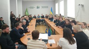 20250306 110943 300x165 - Інформаційний захід в Ужгородському торговельно-економічному інституті