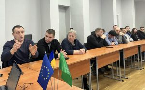 IMG 9def6dee05b3ddff1bcc454d6ca29cbf V 300x186 - Інформаційний захід в Ужгородському торговельно-економічному інституті