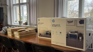 IMG 8619 300x169 - Партнерство заради людей: Головне управління отримало техніку від УВКБ ООН