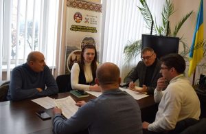 photo 5463106252448666068 y 300x195 - Платники Рахівщини заборгували Пенсійному фонду 3,8 млн гривень