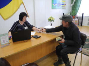 Foto 02 300x225 - Пенсійники Херсонщини провели виїзний прийом громадян в Чорнобаївській сільській раді