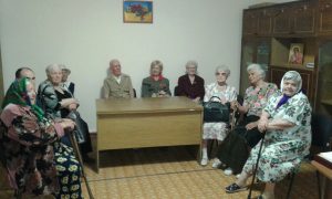 02 2 1 300x180 - Херсонські пенсійники привітали ветеранів