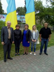 905Vesele 225x300 - Цей травень не затьмариться в віках…