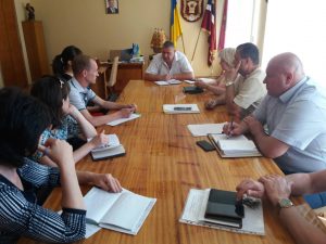 IMG2 300x225 - Круглий стіл з питань погашення заборгованості