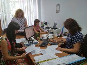 0 02 04 cbd4e12830b2f8f103ee8b37024d6c73c307af5f4f30bf09c653d502b8316eb0 full 300x225 - Погашення боргів – результат спільної роботи