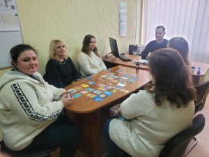 20260203 153957 300x225 - Працівники Головного управління долучилися  до арттерапевтичного заходу