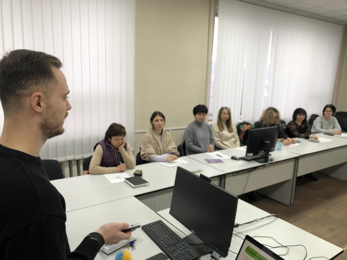 IMG 8227 - В Головному управлінні розпочато серію  тренінгів з тайм-менеджменту