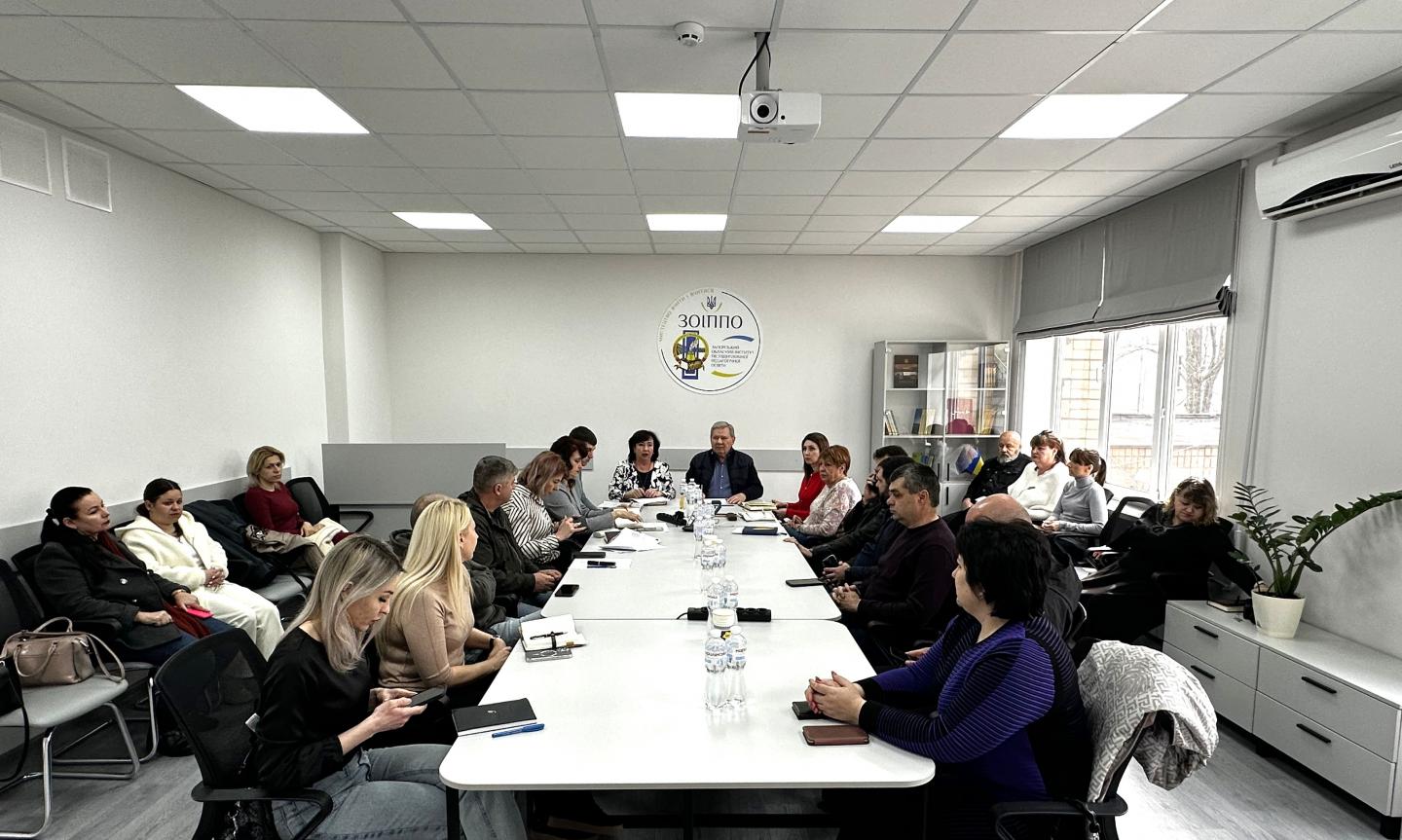 IMG 1095 - &laquo;Круглий стіл&raquo; щодо актуальних соціальних виплат та підтримки ВПО відбувся у Запоріжжі