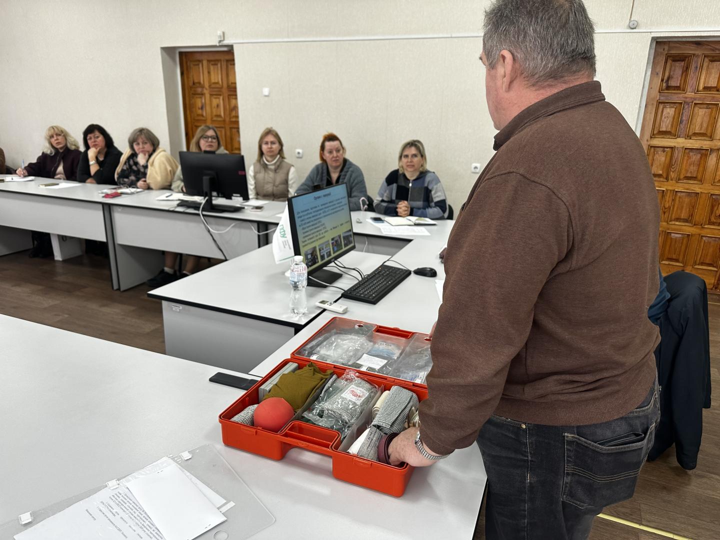 Підвищуємо готовність до викликів: у Головному управлінні ПФУ в Запорізькій області провели навчання з цивільного захисту IMG 1585 - Підвищуємо готовність до викликів: у Головному управлінні ПФУ в Запорізькій області провели навчання з цивільного захисту