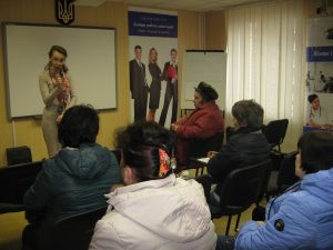 IMG 1381 300x225 - В Слов’янському міському центрі зайнятості провели заняття «Школи майбутнього пенсіонера»