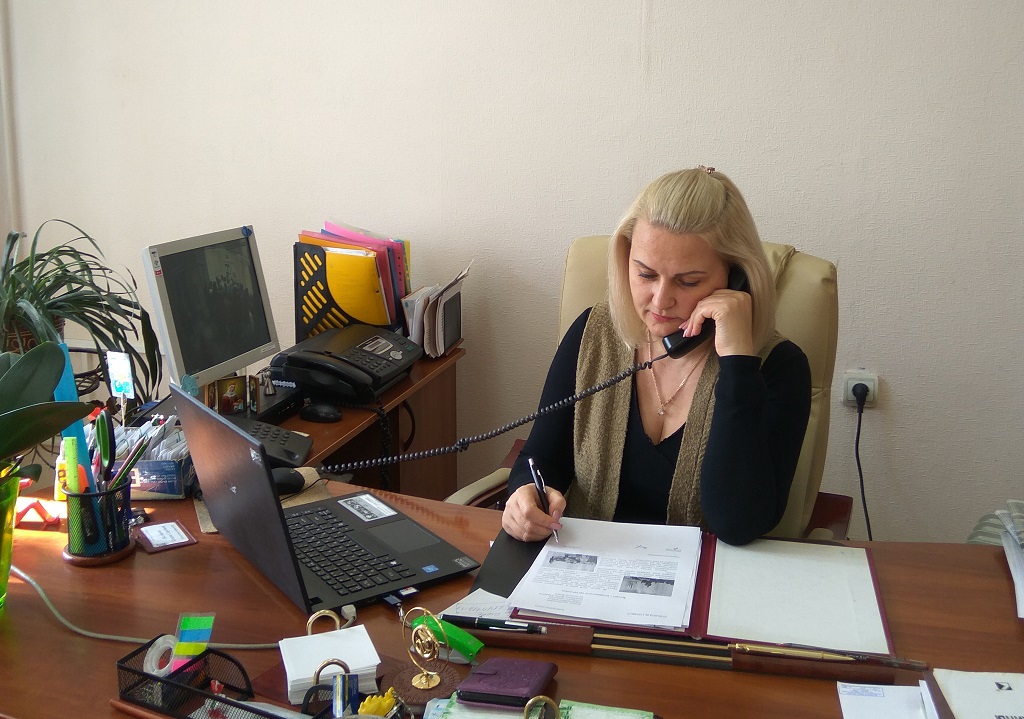 s1 3 - Керівник Фонду в м.Сєвєродонецьку відповіла на питання громадян під час прямої телефонної «гарячої лінії»