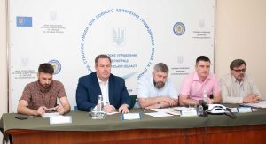 Zasidannya 10.05.18. 3 300x163 - В м.Лисичанську пройшла нарада з роботодавцями стосовно питань легалізації праці