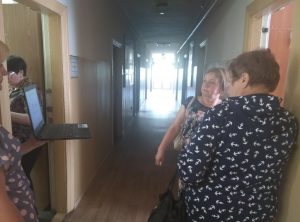 s1 2 300x222 - В м.Сєвєродонецьку  розповіли відвідувачам  про що  треба знати майбутнім пенсіонерам