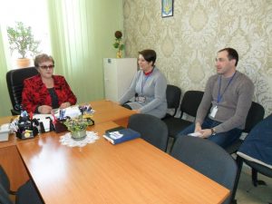 SAM 2981 300x225 - Пенсійне забезпечення переселенців обговорили в смт. Біловодську під час зустрічі з  представниками благодійного фонду «Право на захист»