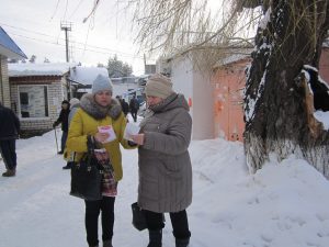 foto zustrich z naselennyam 300x225 - Для мешканців Марківського та Новопсковського районів пенсійники роз’яснили актуальні питання пенсійного законодавства