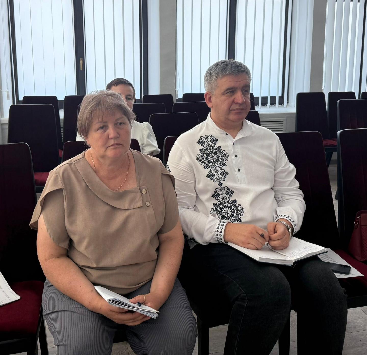 2 - Нарада представників Головного управління ПФУ в Харківській області з представниками надавачів притулку внутрішньо переміщених осіб