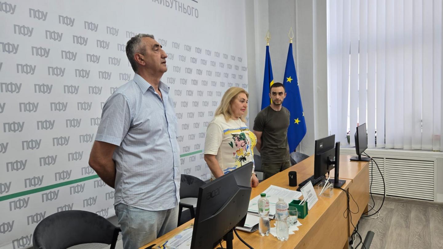 Нагородження працівників ГУ ПФУ в Харківській області дипломами від ГО «Ресурсний центр «Ветеранський простір “Пліч-о-пліч”» 3 - Нагородження працівників ГУ ПФУ в Харківській області дипломами від ГО «Ресурсний центр «Ветеранський простір “Пліч-о-пліч”»
