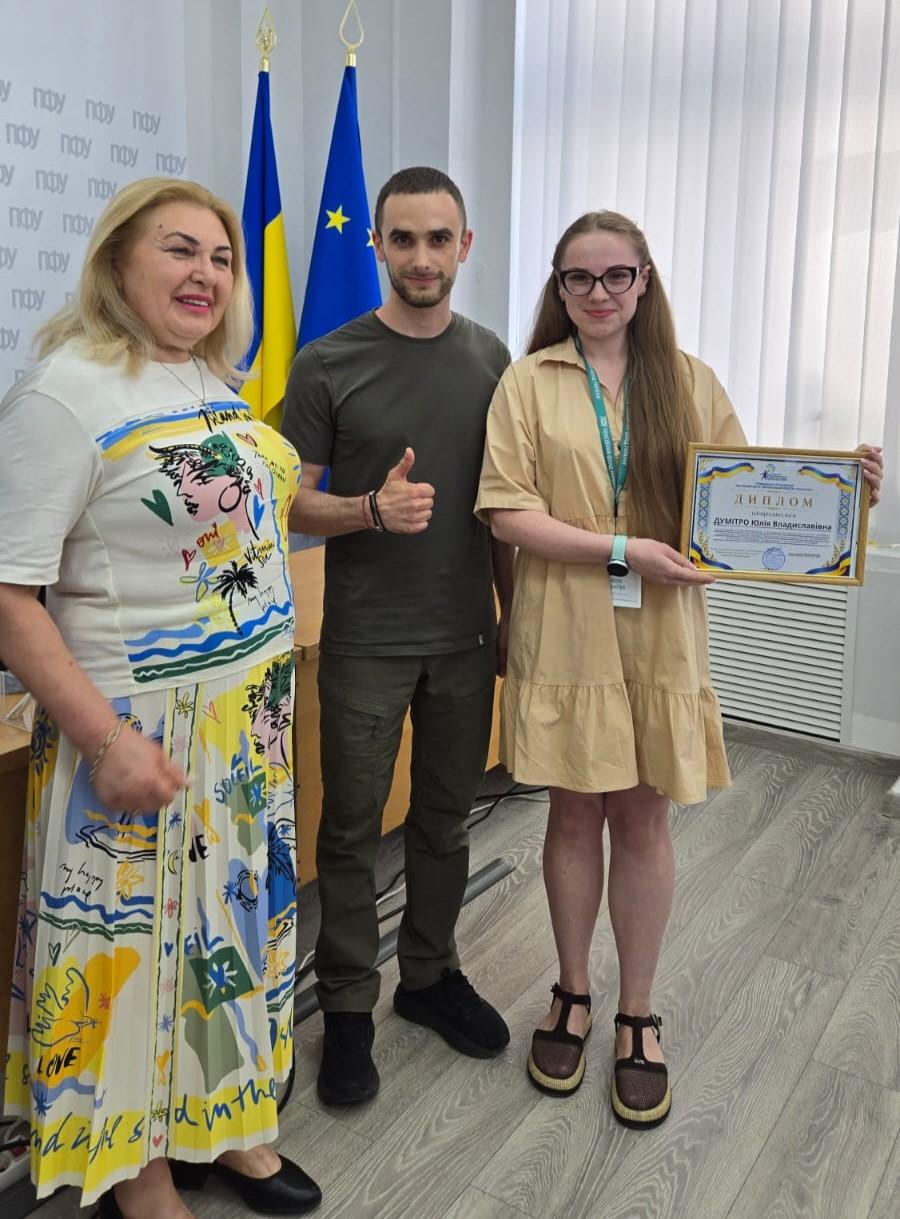 Нагородження працівників ГУ ПФУ в Харківській області дипломами від ГО «Ресурсний центр «Ветеранський простір “Пліч-о-пліч”» 6 - Нагородження працівників ГУ ПФУ в Харківській області дипломами від ГО «Ресурсний центр «Ветеранський простір “Пліч-о-пліч”»