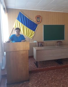 Студентам Червоноградського гірничо - економічного коледжу – про переваги легального працевлаштування 20180529 140218 235x300 - Студентам Червоноградського гірничо - економічного коледжу – про переваги легального працевлаштування