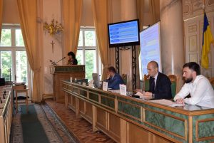 Питання легалізації зайнятості населення та погашення заборгованості зі сплати коштів до Пенсійного фонду України та єдиного соціального внеску розглянули на Львівщині DSC 0056 300x201 - Питання легалізації зайнятості населення та погашення заборгованості зі сплати коштів до Пенсійного фонду України та єдиного соціального внеску розглянули на Львівщині