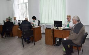 Lviv 2 2 300x185 - У Жовкві відкрили оновлений сервісний центр  головного управління Фонду у Львівській області
