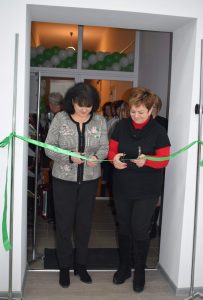 Lviv 3 1 203x300 - У Жовкві відкрили оновлений сервісний центр  головного управління Фонду у Львівській області