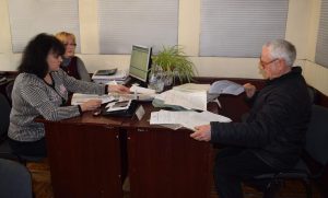 DSC 0365 300x181 - Очільниця пенсійної служби області провела особистий прийом громадян