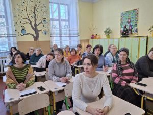 IMG eff560e88bbbc3ecca2f188c12f3d4d0 V 300x225 - Про актуальні питання&nbsp; пенсійного забезпечення &ndash; освітянам Бродівщини