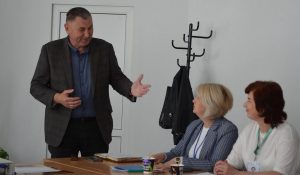 Навчання для міждисциплінарної команди патронату над дитиною відбулося у Золочеві 703085640 1460900889410958 5403998515820990499 n 300x175 - Навчання для міждисциплінарної команди патронату над дитиною відбулося у Золочеві