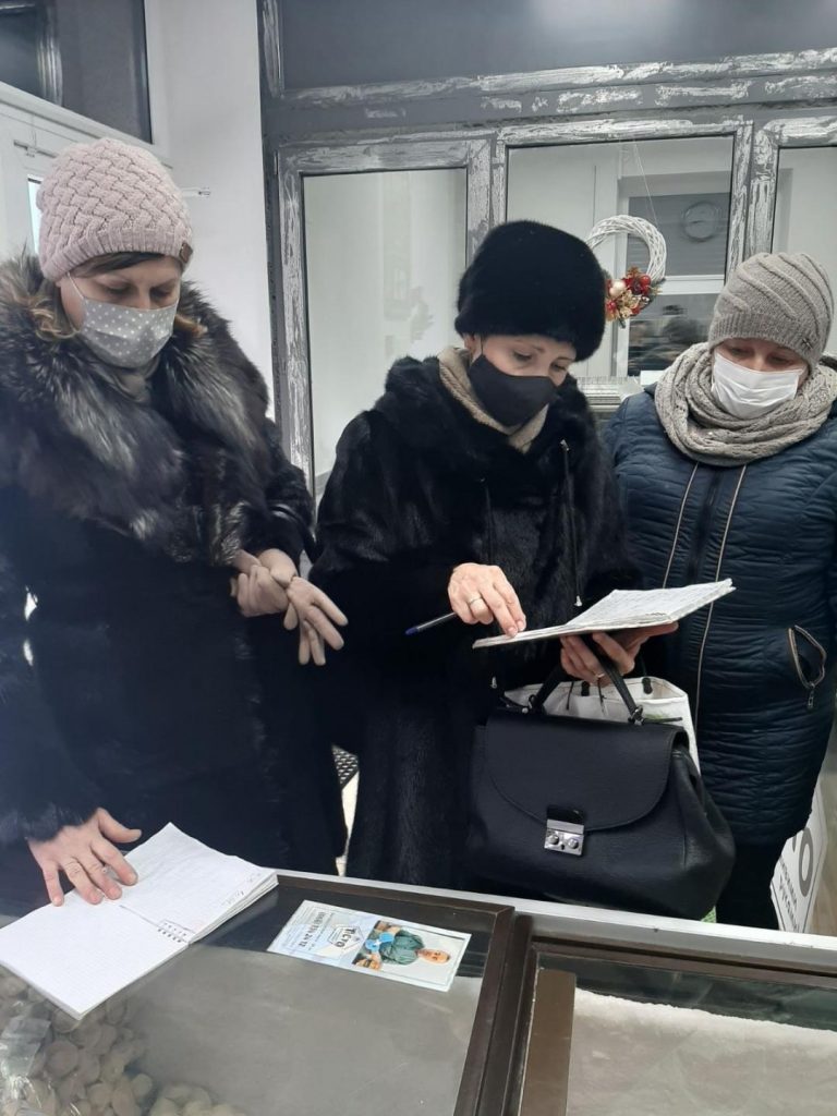 IMG 6310 768x1024 - У Нововолинську провели рейди з легалізації ринку праці
