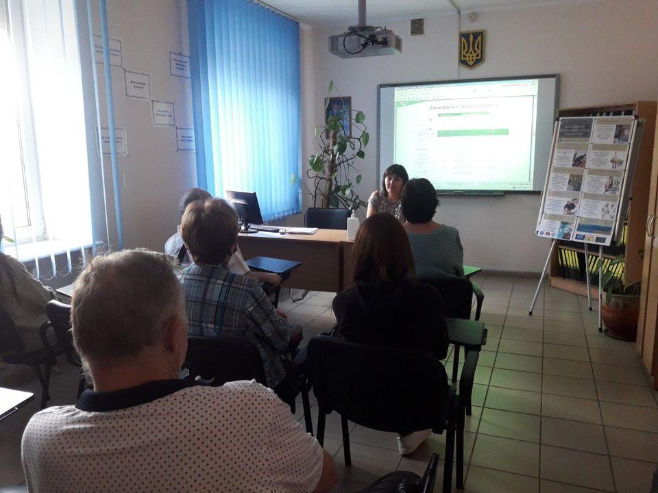 231106311 4339593919435540 817338820647934478 n - Волинські пенсійники провели навчання у рамках "Школи майбутнього пенсіонера" в м. Ківерці, смт Ратне та у м. Луцьку
