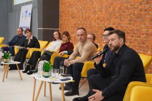 IMG 20260303 211454 589 300x200 - У Луцьку відбулася Всеукраїнська зустріч-діалог ВПО і влади &laquo;Разом до рішень&raquo;