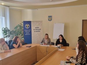698445687 1406246328208403 9061102207953688723 n 300x225 - Головне управління Пенсійного фонду України у Волинській області у співпраці зі службою зайнятості продовжують проводити спільні інформаційні заходи для тимчасово безробітних громадян