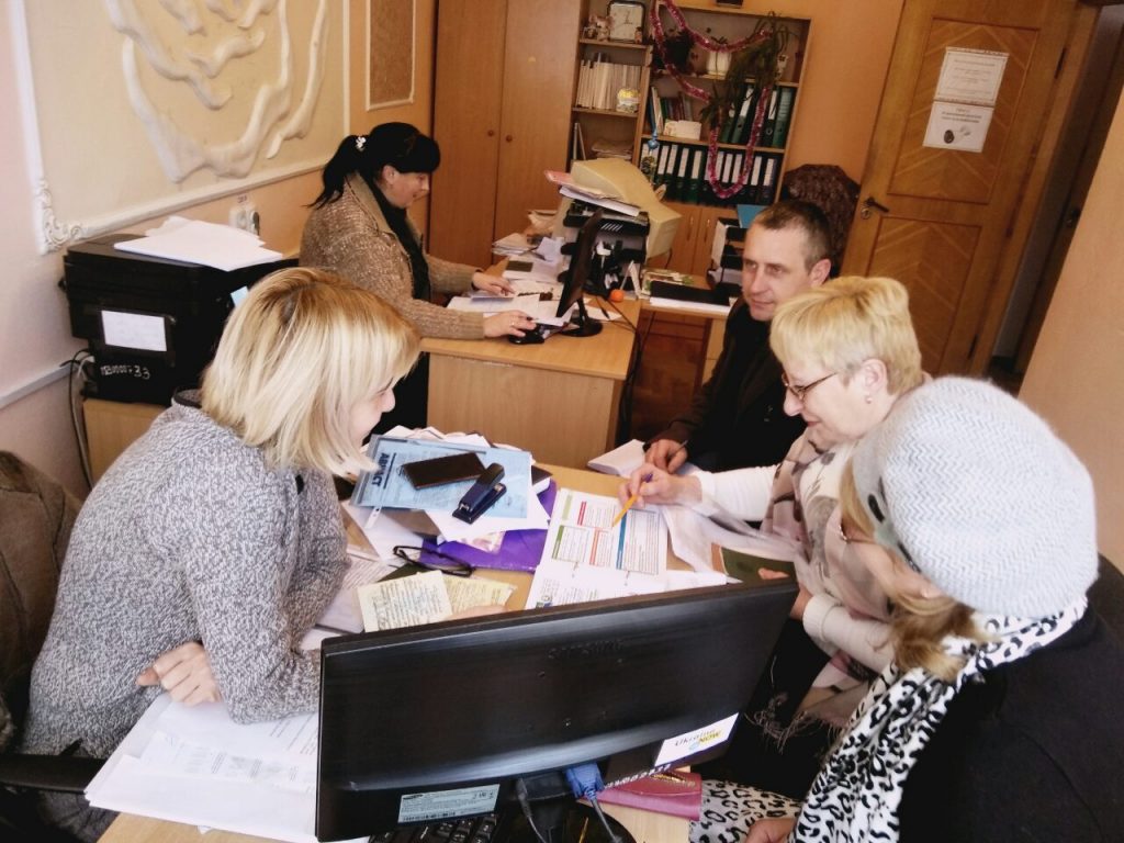 14 rshhs yaheyo yuehYOsh 1024x768 - Фахівці Бучацького об’єднаного управлінні провели чергове заняття  в «Школі майбутнього пенсіонера»