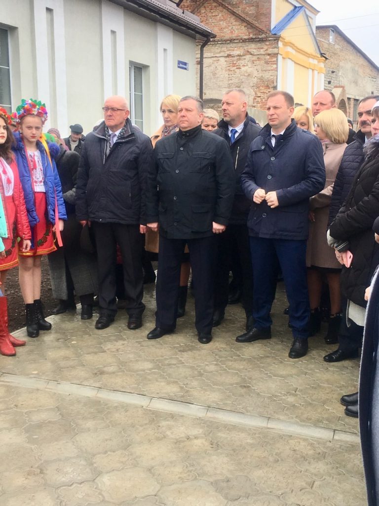 IMG 7200c197f27276957d60e123abc8f1ed V 768x1024 - Відкриття ЦНАПу на Тернопільщині