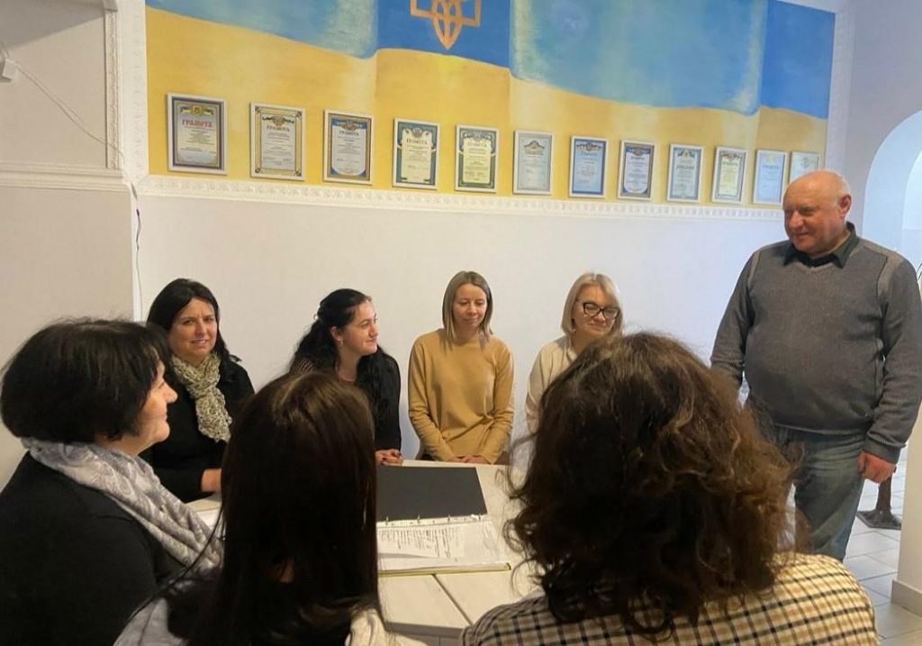 photo 5303439116643015679 y 1024x717 - Робоча нарада з керівниками закладів дошкільної, початкової та інклюзивної освіти Підгаєцької територіальної громади