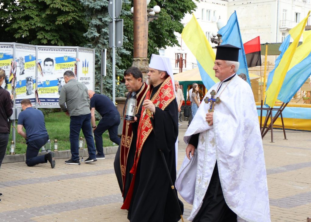 IMG 8803 1024x730 - Вшанування пам&rsquo;яті захисників і захисниць України, учасників добровольчих формувань та цивільних осіб, які були страчені, закатовані або загинули в російському полоні