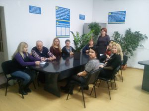 TSentr zajnyatosti2 300x225 - Пенсійники роз&rsquo;яснюють важливість легалізації трудових відносин тим, хто допомагає у працевлаштуванні, та тим, хто шукає роботу