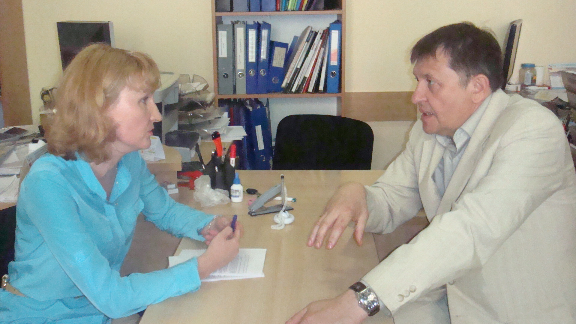 DSC03850 - Діалог за «круглим столом» провели з представниками Чернівецького обласного об’єднання «Чорнобильці Буковини»