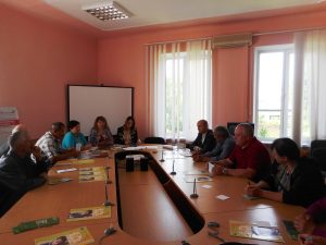 Storozh tsentr zajn 300x225 - Школа майбутнього пенсіонера навчає буковинців заздалегідь дбати про рівень матеріального забезпечення  у літньому віці