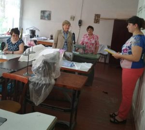 Tr kol Hotyn 1 300x268 - Пенсійники області надають роз’яснення пенсійного законодавства трудовим колективам краю