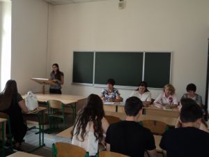 DSC02528 300x225 - «Молодь обирає: «за» чи «проти» легалізації трудових відносин»
