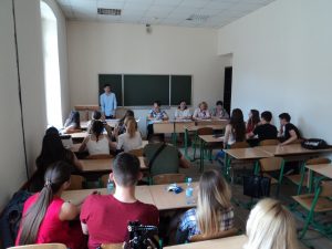 DSC02540 300x225 - «Молодь обирає: «за» чи «проти» легалізації трудових відносин»
