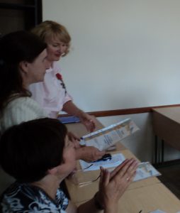 DSC02556 254x300 - «Молодь обирає: «за» чи «проти» легалізації трудових відносин»